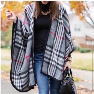 LAST ONE-Nova Check Plaid Poncho Shrug- GRAY